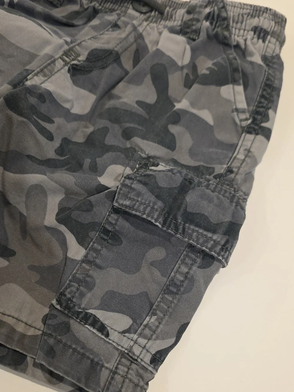 The Childrens Place 3t Kids Gray Camo Cargo Shorts